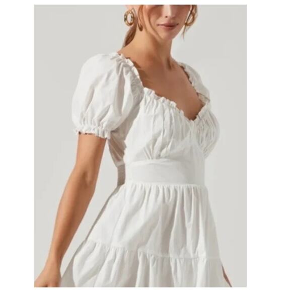 ASTR the Label Sweetheart Neck Tiered Ruffle Cotton Dress Size Large - Picture 4 of 13